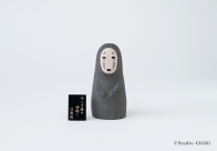 Shigaraki pottery of "Kaonashi" in Spirited Away movie