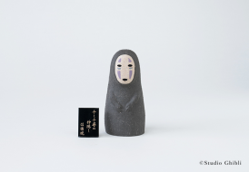 Shigaraki pottery of "Kaonashi" in Spirited Away movie